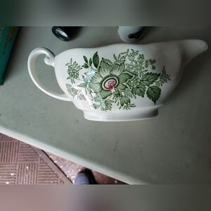 Enoch Wedgewood Gravy Boat, Kent England